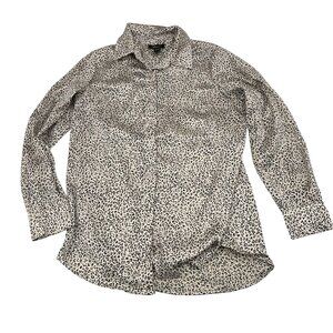 Japna Women's Leopard Print Button-Up Shirt size Medium Long Sleeve Black White